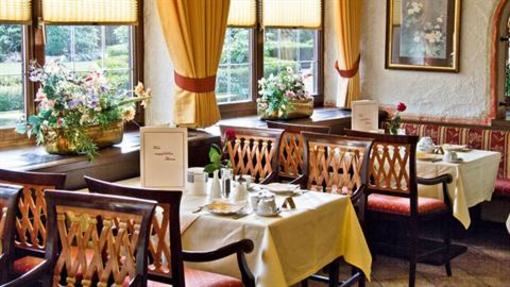 фото отеля Hotel Alpenhof Bad Wiessee