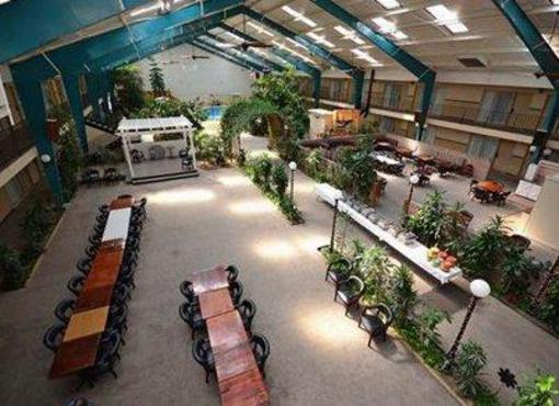 фото отеля Rodeway Inn Cow Palace