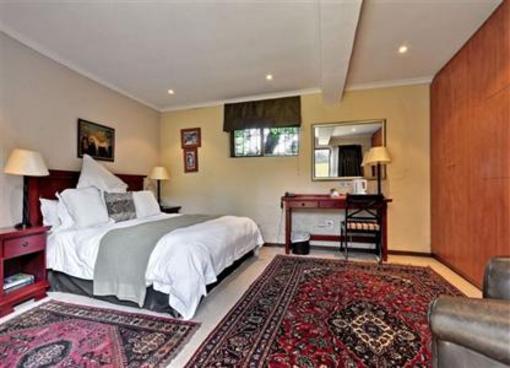 фото отеля 4 Dunton Guest House Johannesburg