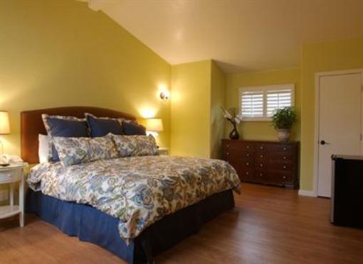 фото отеля Sunset Inn Pacific Grove