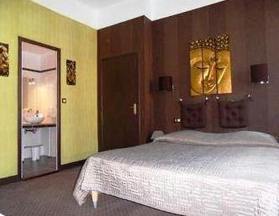 фото отеля Hotel Colbert Tours