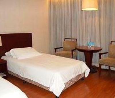 фото отеля Jin Jiang Inn Yinzhou Shiqi Ningbo