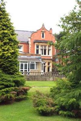 фото отеля Best Western Oaklands Hall Hotel