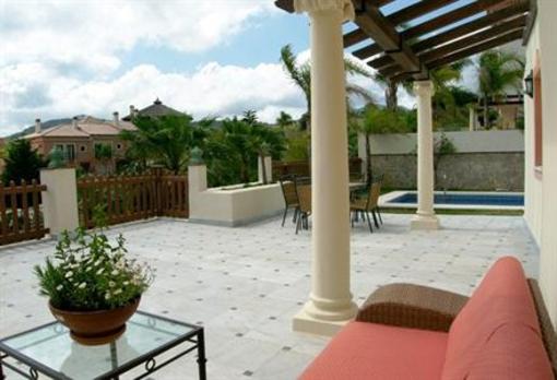 фото отеля Los Nebrales Apartments Coin