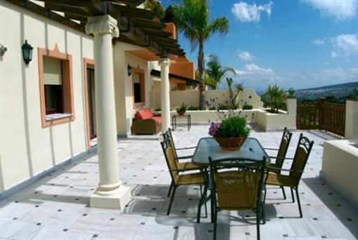 фото отеля Los Nebrales Apartments Coin