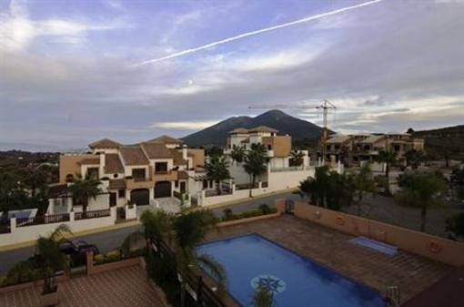 фото отеля Los Nebrales Apartments Coin