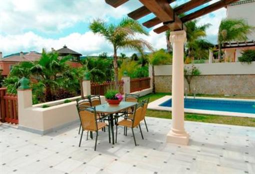 фото отеля Los Nebrales Apartments Coin