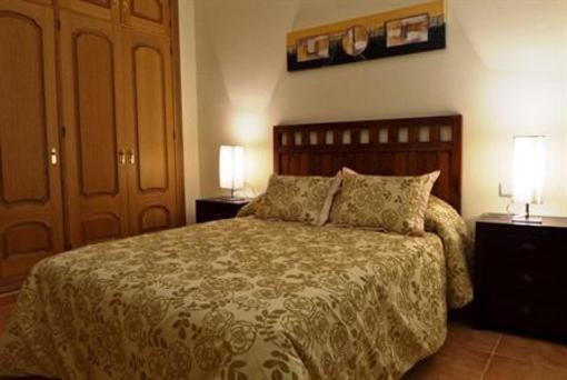 фото отеля Los Nebrales Apartments Coin