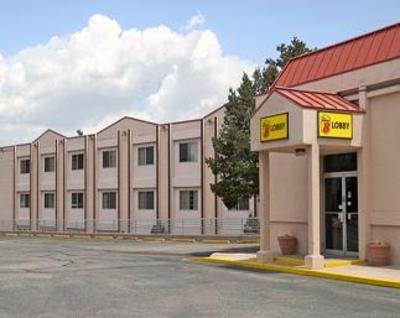 фото отеля Super 8 Colorado Springs South Circle