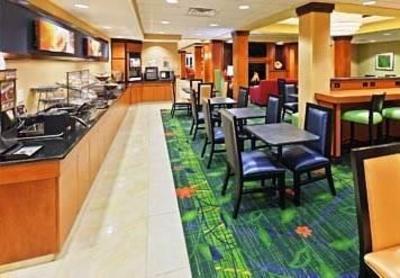 фото отеля Fairfield Inn Tulsa Woodland Hills