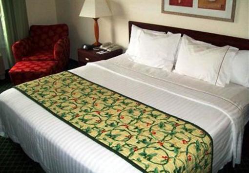 фото отеля Fairfield Inn Tulsa Woodland Hills