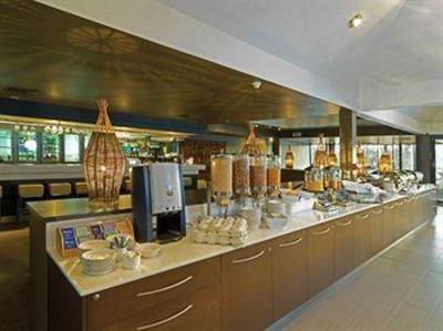 фото отеля Travelodge Rockhampton