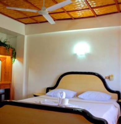 фото отеля Seashore Beach Resort