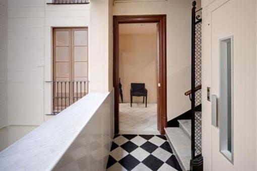 фото отеля Lauria Gallery Apartment