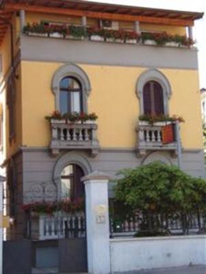 фото отеля Bed & Bed Milano