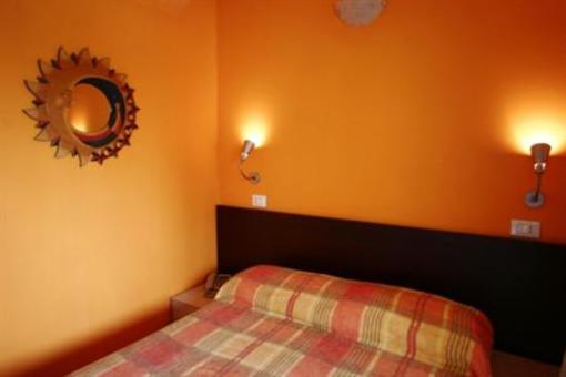 фото отеля Bed & Bed Milano