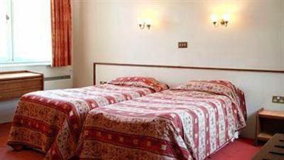 фото отеля Brantridge Park Apartments Balcombe