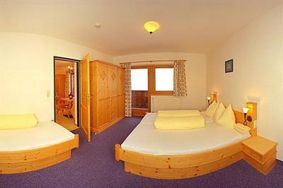 фото отеля Apparthotel Landhof Ellmau