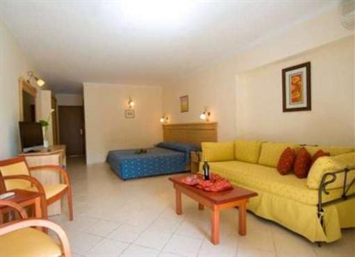 фото отеля Hotel Porfi Beach