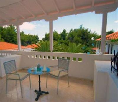 фото отеля Hotel Porfi Beach