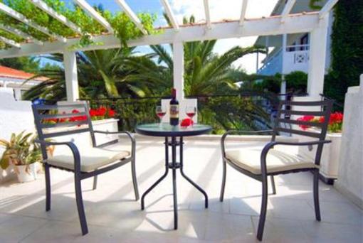 фото отеля Hotel Porfi Beach