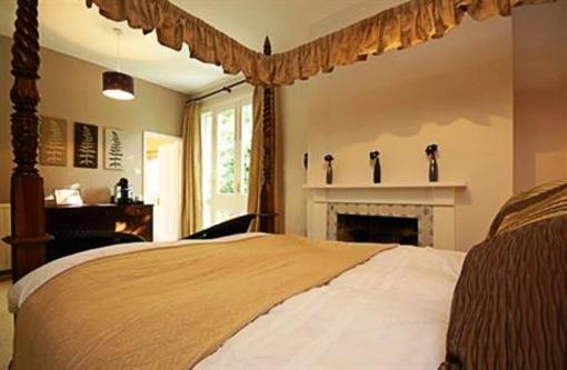 фото отеля White Horse Inn Sutton (England)