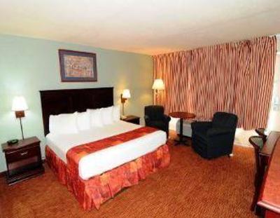 фото отеля Ramada Inn Bayside New Port Richey