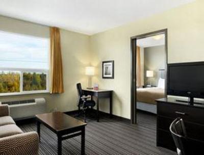 фото отеля Super 8 Kapuskasing