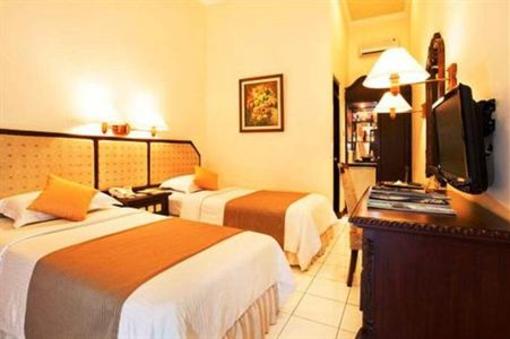 фото отеля Puri Asri Hotel Magelang