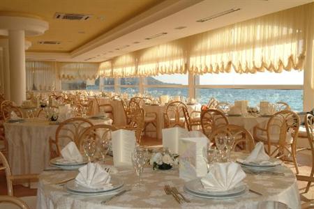 фото отеля Grand Hotel Santa Maria