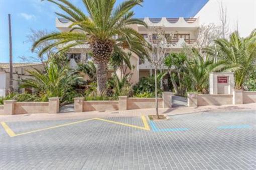 фото отеля Apartamentos Estanques Ses Salines