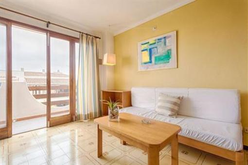 фото отеля Apartamentos Estanques Ses Salines