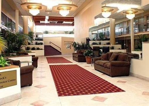 фото отеля Clarion Hotel and Conference Center