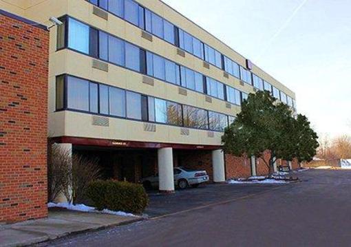 фото отеля Clarion Hotel and Conference Center