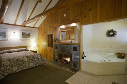 фото отеля Americas Best Value Inn Lake George