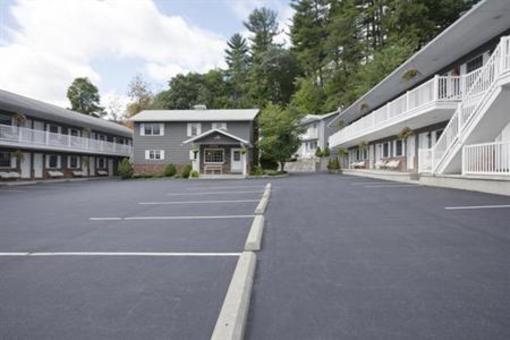 фото отеля Americas Best Value Inn Lake George