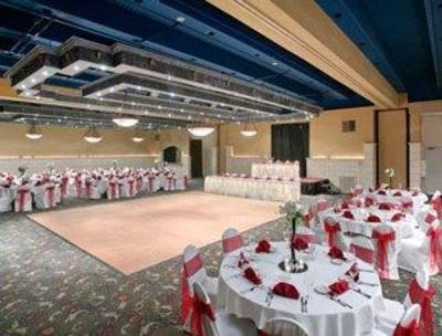 фото отеля Ramada Toledo Conference Center