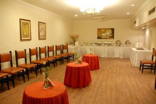 фото отеля Amarpreet Hotel Aurangabad