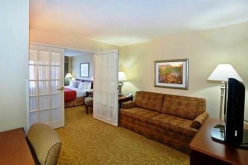 фото отеля Country Inn & Suites By Carlson, Big Rapids, MI