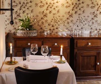 фото отеля Madam Sprunck Hotel & Restaurant