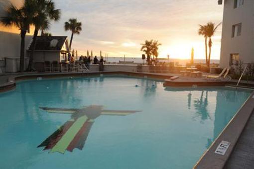фото отеля Thunderbird Beach Resort