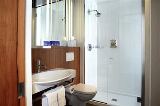 фото отеля Alt Hotel Toronto Pearson