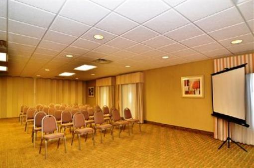 фото отеля BEST WESTERN PLUS Brunswick Inn & Suites
