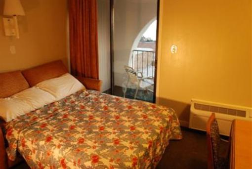 фото отеля Driftwood Lodge Myrtle Beach