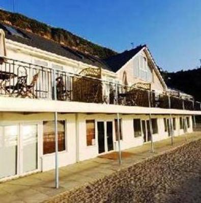 фото отеля Tolcarne Beach Apartments Newquay