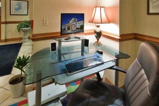 фото отеля Holiday Inn Express Morehead City