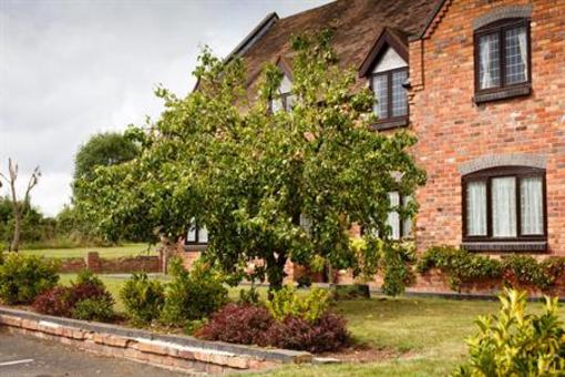 фото отеля Pear Tree Inn and Country Hotel
