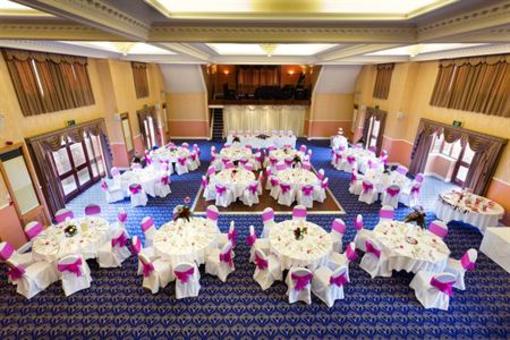 фото отеля Pear Tree Inn and Country Hotel