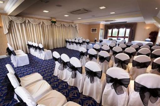 фото отеля Pear Tree Inn and Country Hotel