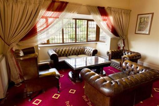 фото отеля Pear Tree Inn and Country Hotel